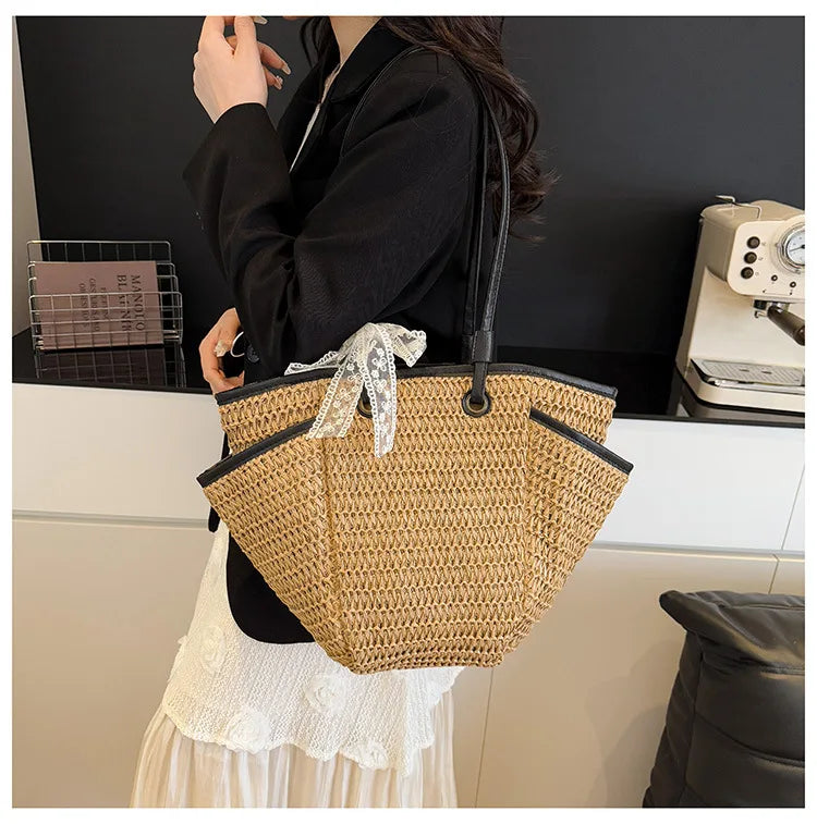 2025 Spring Woven Bucket Bag for Women Minimalist Niche Shoulder Bag Spacious Straw Tote Casual Bohemian Handbag