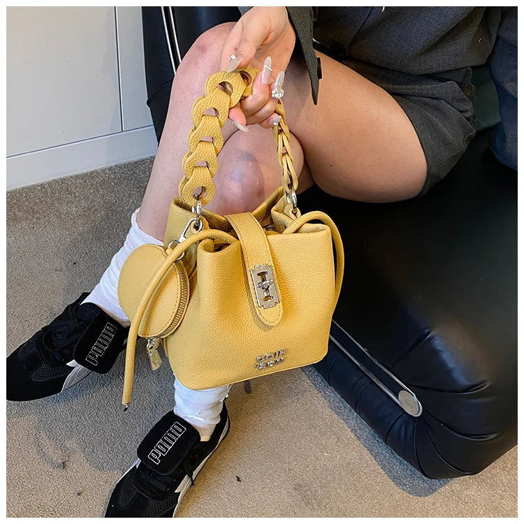 Handheld Bucket Bag For Women 2025 New Retro Pu Leather Patchwork Shoulder Bags Trend Versatile Commuting Mini Crossbody Pack