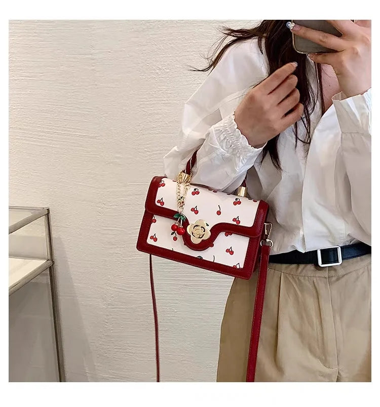 High-quality and fashionable handbag for women, 2025 new model, crossbody bag, stylish and versatile small square bag