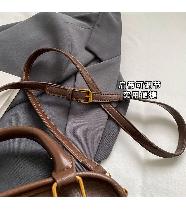 Fashionable Bucket Bag For Women A Deep And Practical Design With A Fashionable Twist