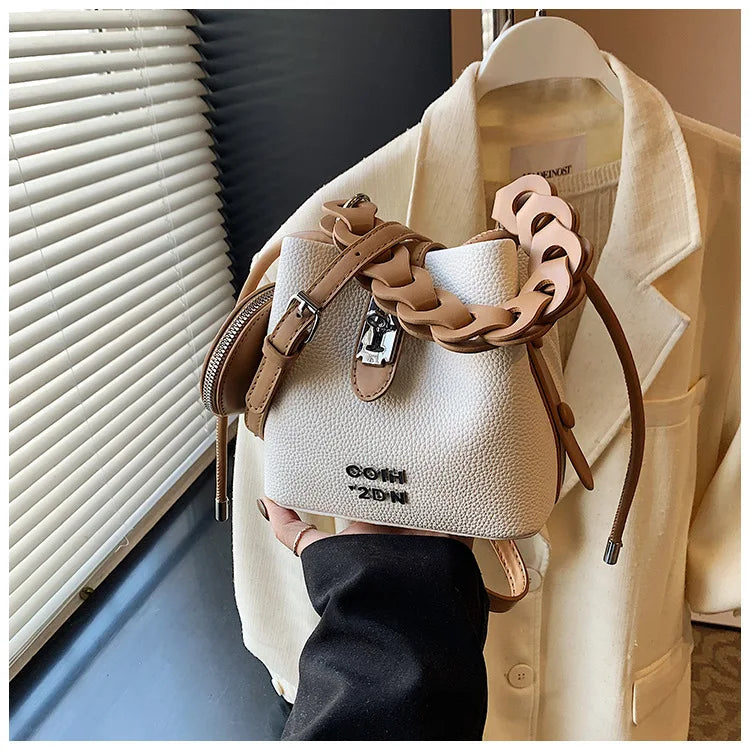 Handheld Bucket Bag For Women 2025 New Retro Pu Leather Patchwork Shoulder Bags Trend Versatile Commuting Mini Crossbody Pack