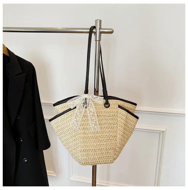 2025 Spring Woven Bucket Bag for Women Minimalist Niche Shoulder Bag Spacious Straw Tote Casual Bohemian Handbag