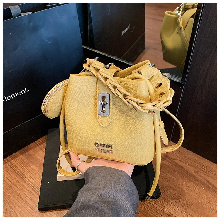 Handheld Bucket Bag For Women 2025 New Retro Pu Leather Patchwork Shoulder Bags Trend Versatile Commuting Mini Crossbody Pack