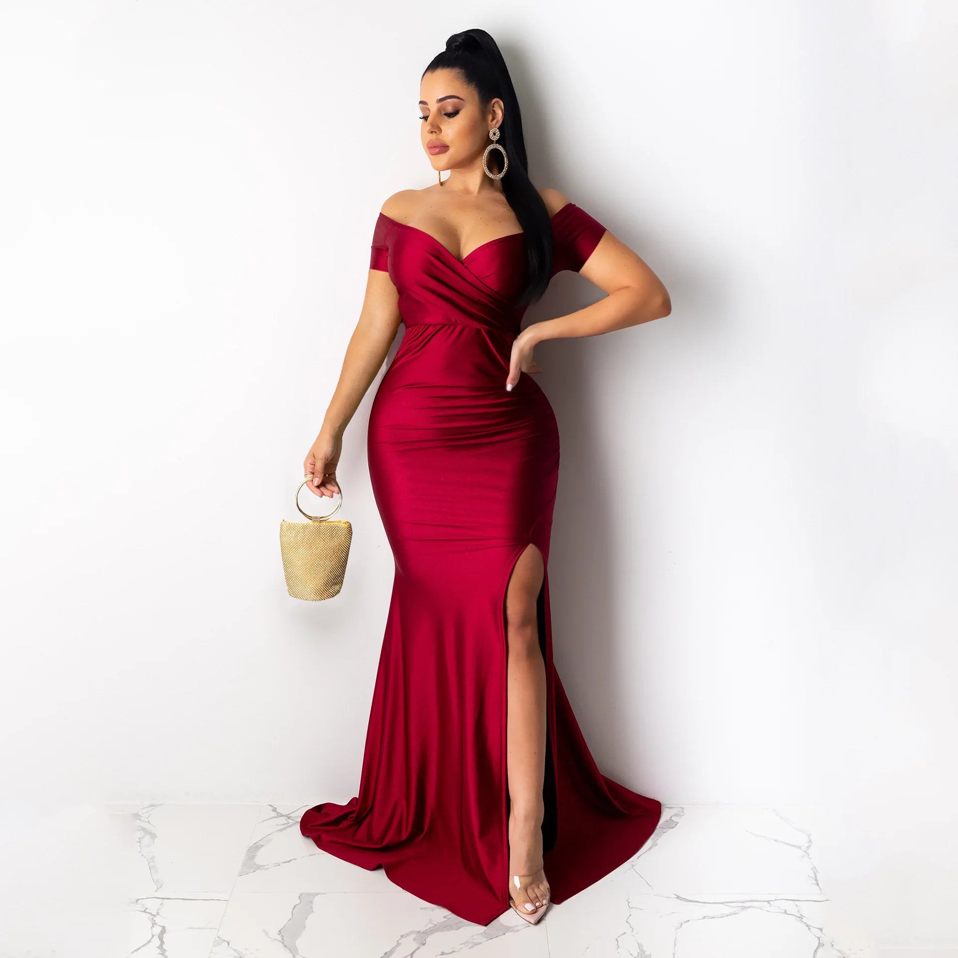 SCARLET ELEGANCE