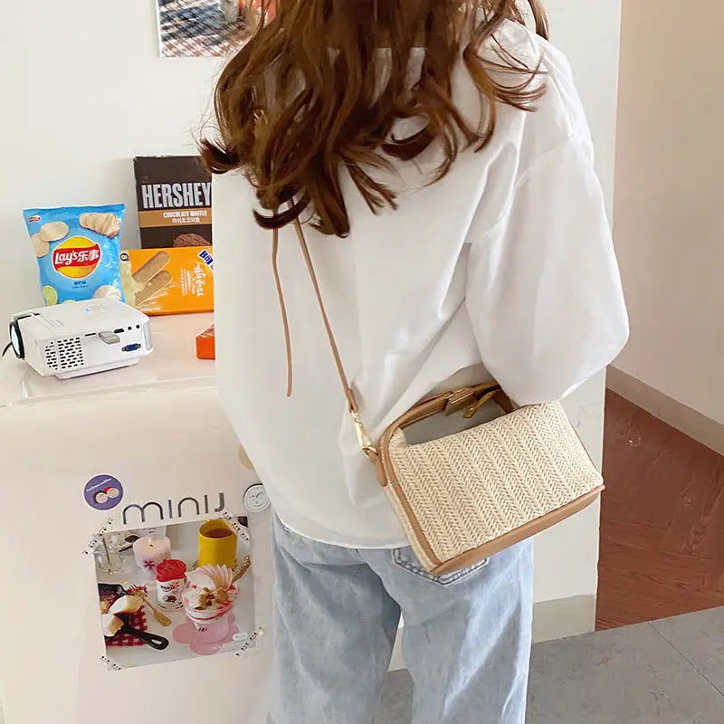 Straw Crossbody Bag For Women Fashion Bohemian Small Knitting Summer Purse And Handbag Ladies Casual Vacation Bucket Beach Bags