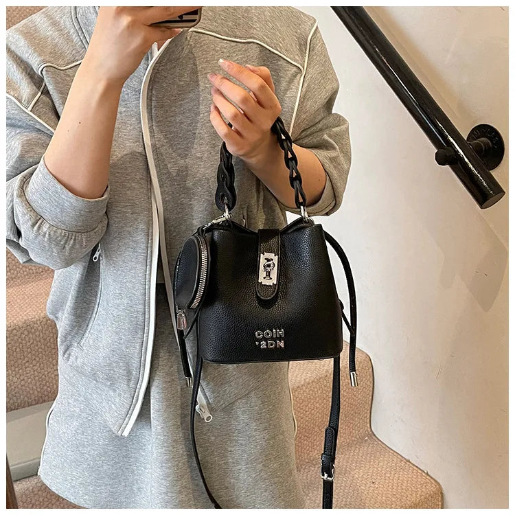 Handheld Bucket Bag For Women 2025 New Retro Pu Leather Patchwork Shoulder Bags Trend Versatile Commuting Mini Crossbody Pack