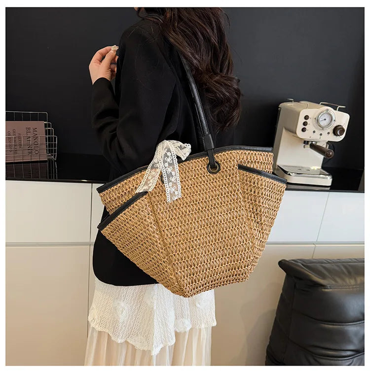 2025 Spring Woven Bucket Bag for Women Minimalist Niche Shoulder Bag Spacious Straw Tote Casual Bohemian Handbag